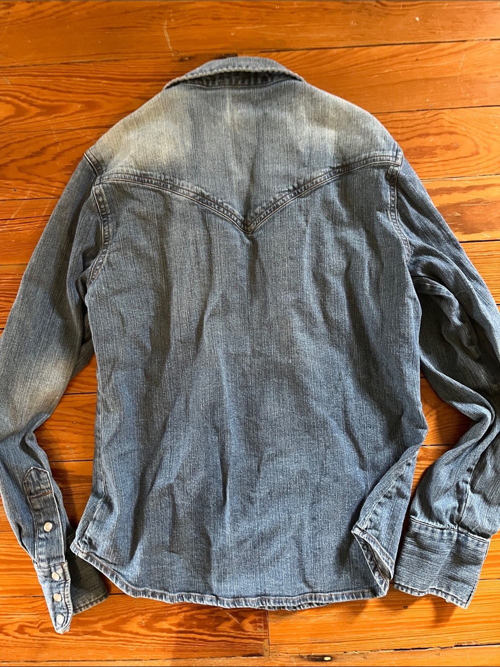 Levi's Light Blue Denim Button-Up Western Shirt - Picture 3 of 4